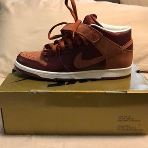 Dunk Mid Team Red/Pony